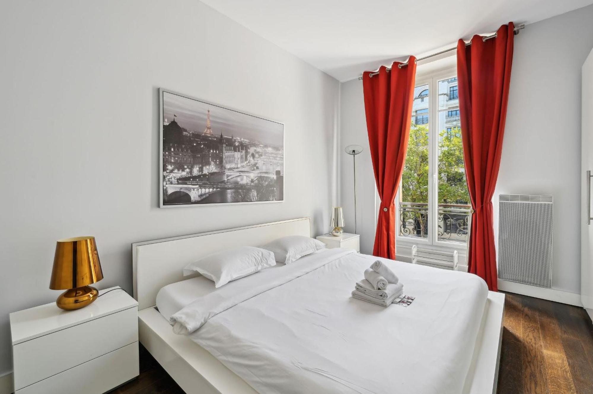 Champs-Elysees & Arc De Triomphe - Cityapartmentstay 파리 외부 사진