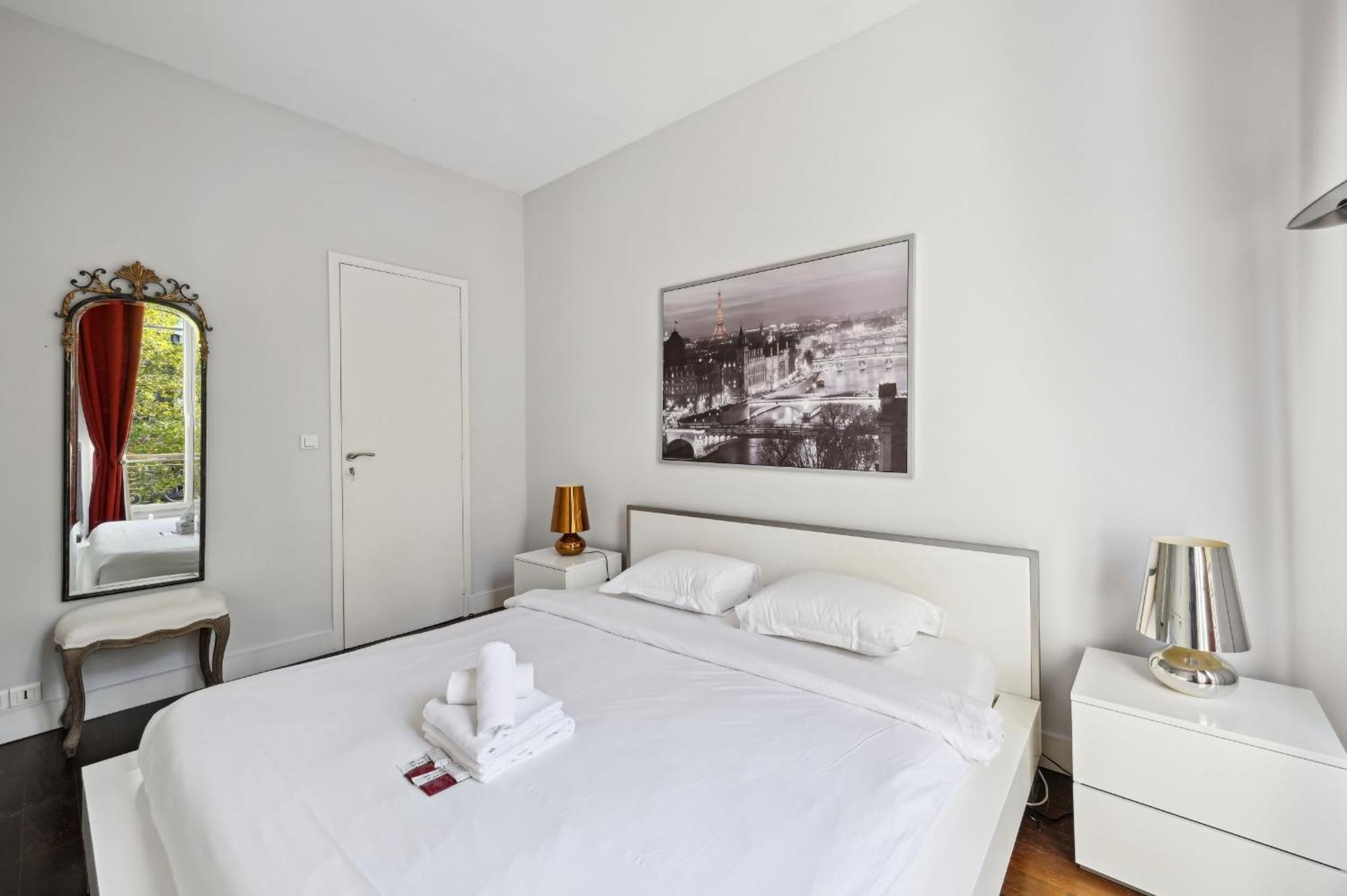 Champs-Elysees & Arc De Triomphe - Cityapartmentstay 파리 외부 사진